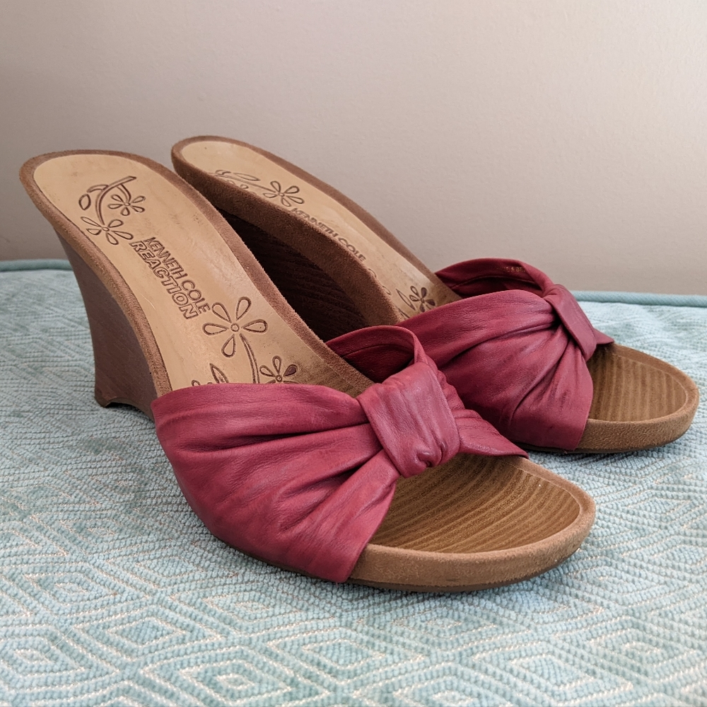 Kenneth Cole Reaction Wedges